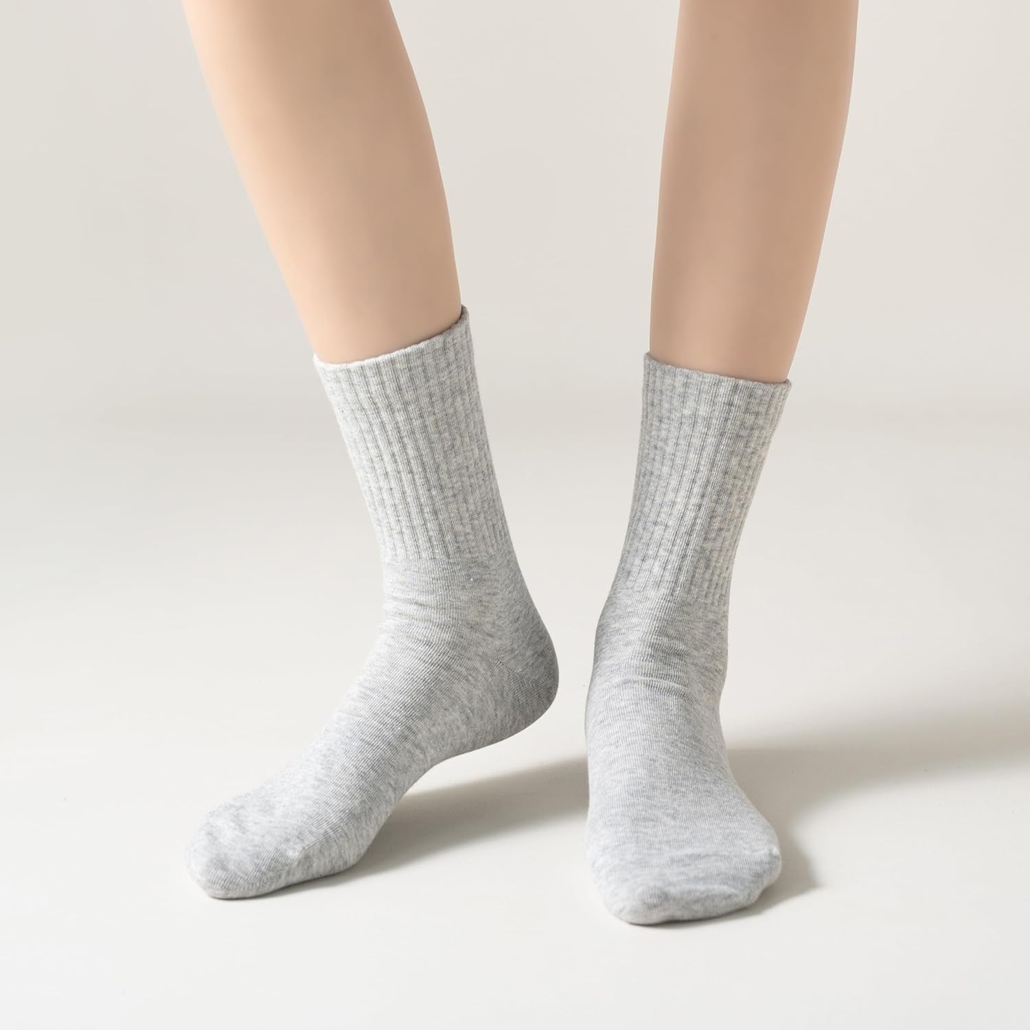 Ankle: Heather gray socks