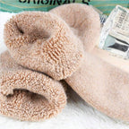 Ankle: Warm tan socks
