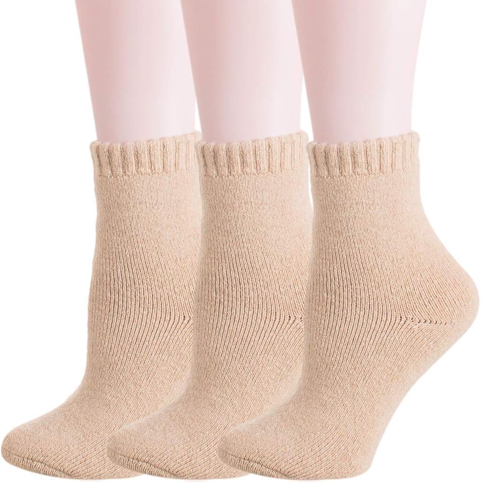 Ankle: Warm tan socks