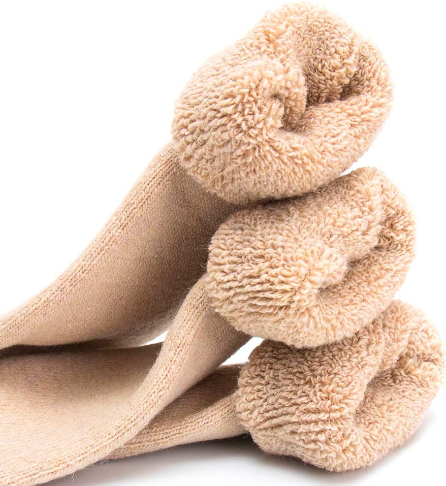 Ankle: Warm tan socks