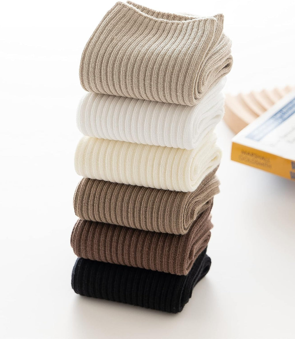 Ankle: Neutral ribbed socks