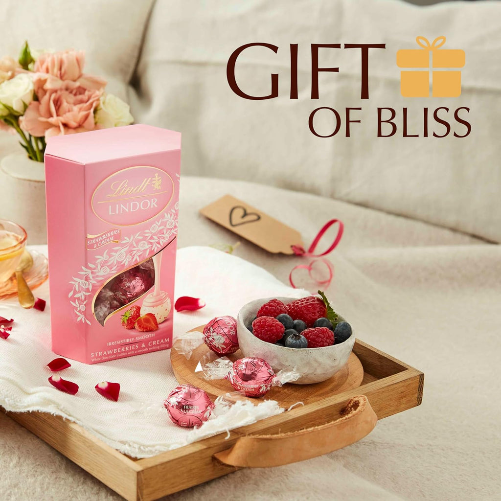 Toe: Strawberry & cream Lindt