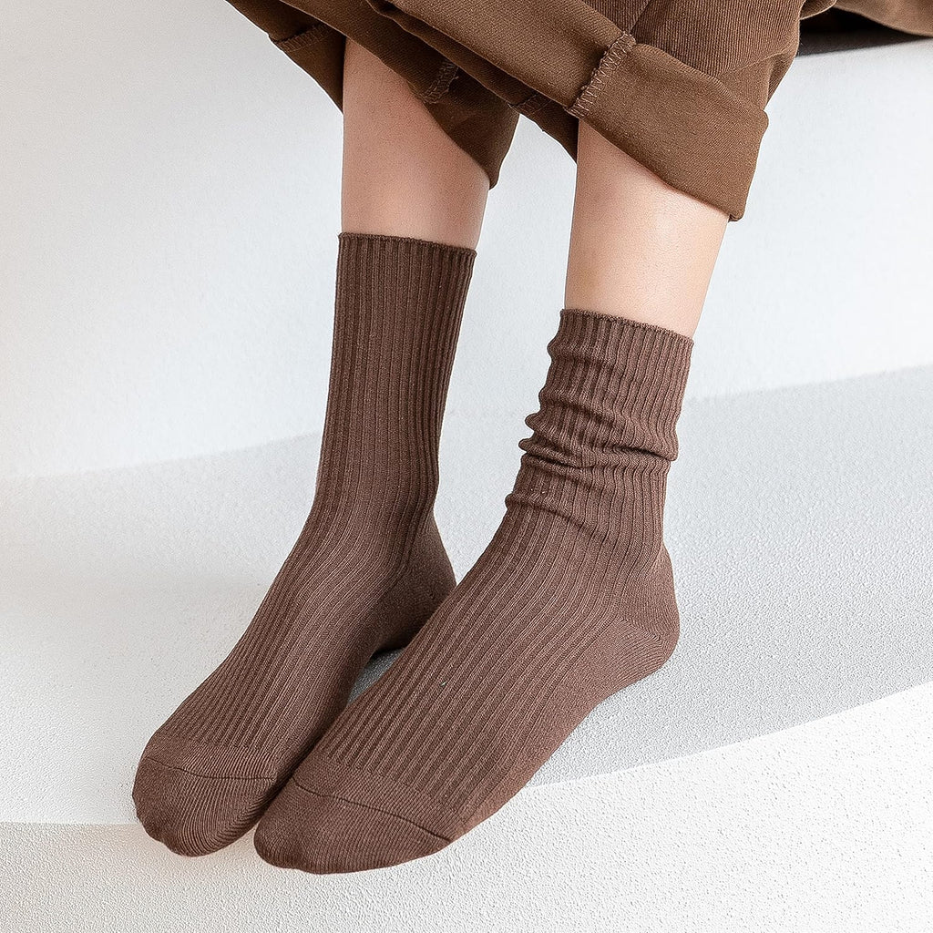 Ankle: Neutral ribbed socks