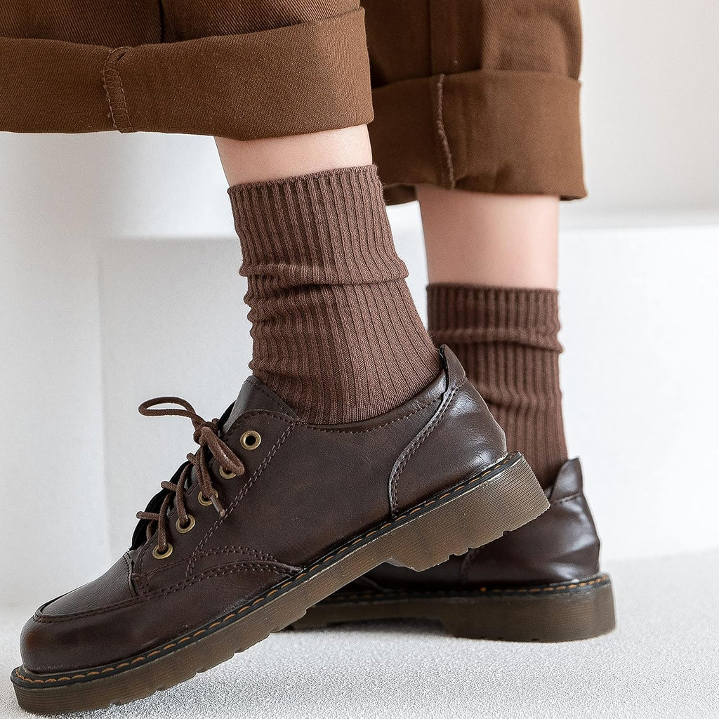 Ankle: Neutral ribbed socks